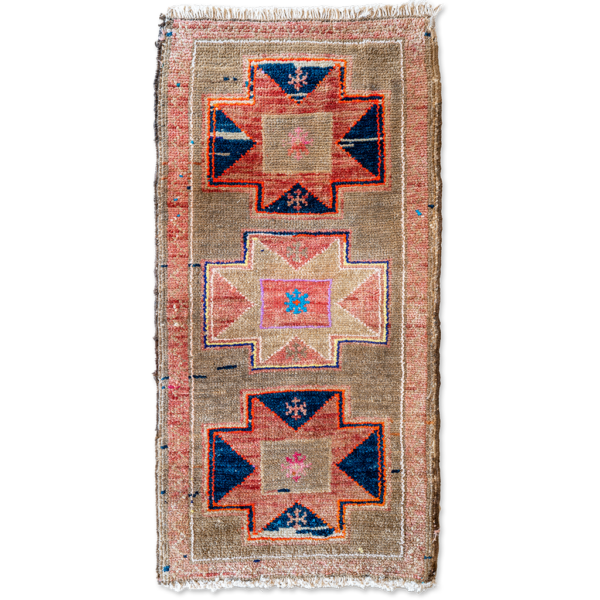 bradshaw designs antique yastik 2 rug